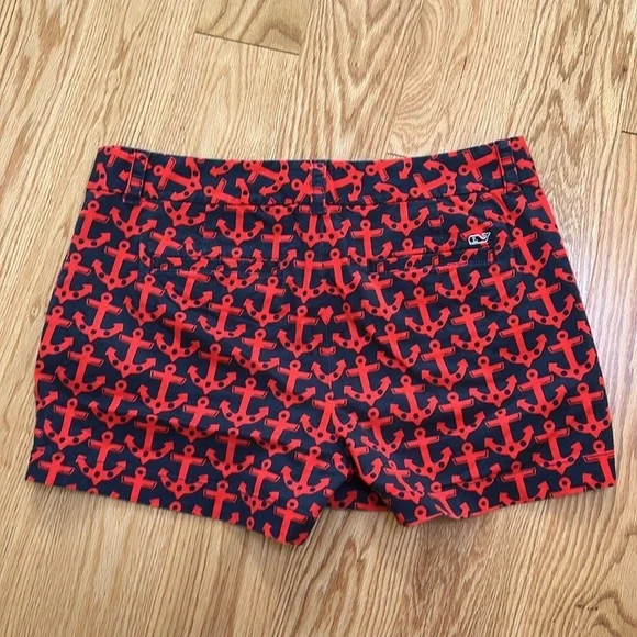 Vineyard vines SZ 8, anchor print shorts in red/blue combo.